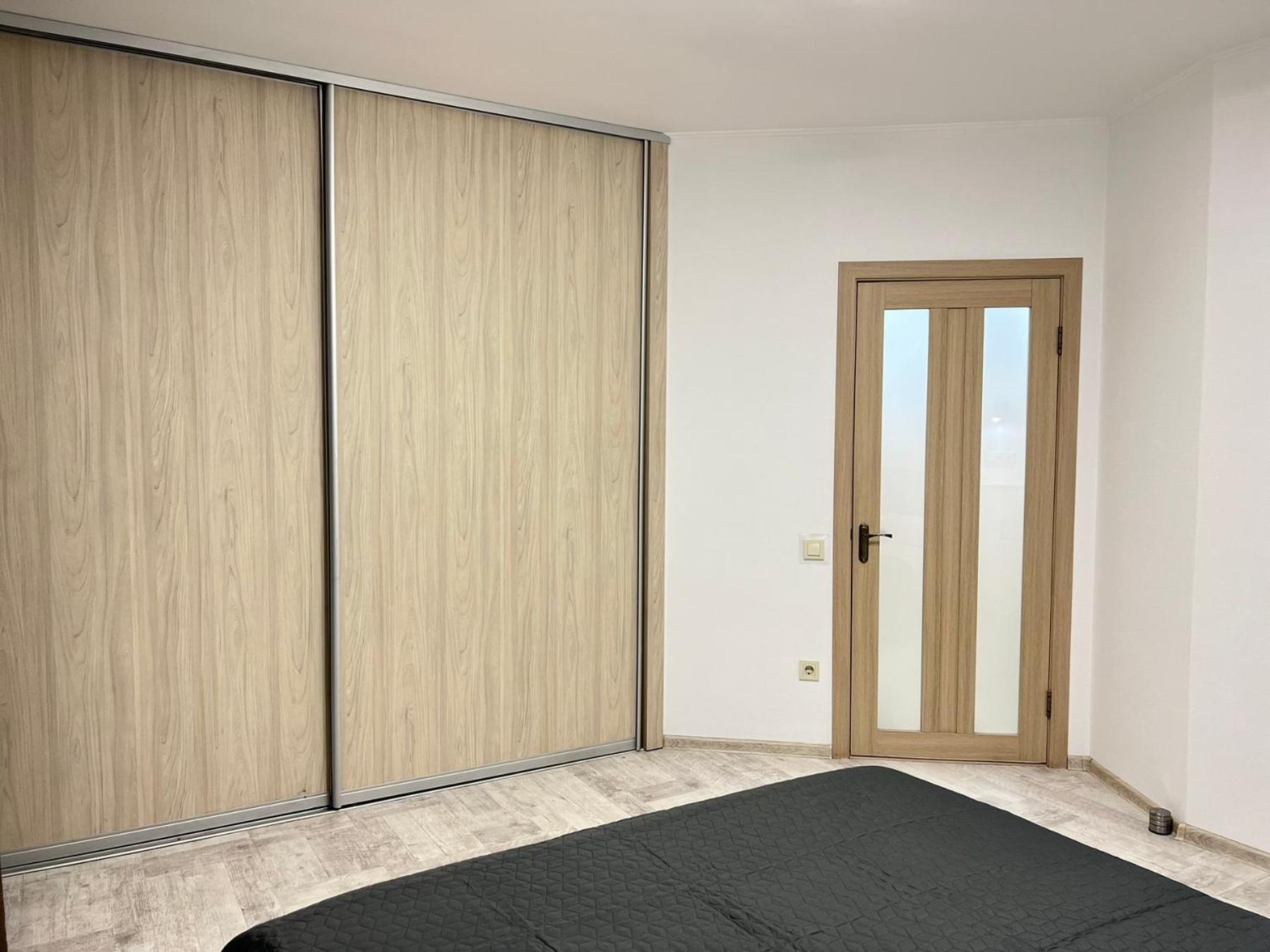 Chernigov City Apartments Na Peremohy Buitenkant foto